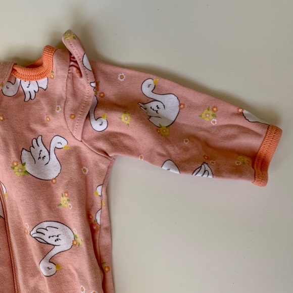 Newborn | Peach Swan Sleep and Play - Picture 2 of 5